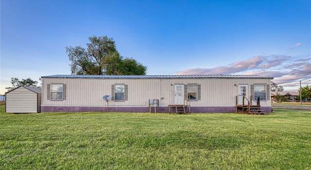 Photo of 112 E Main St, Foss, OK 73024