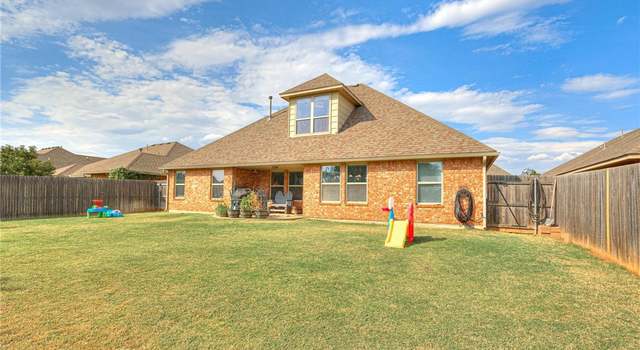 Photo of 2404 NW 153rd St, Edmond, OK 73013