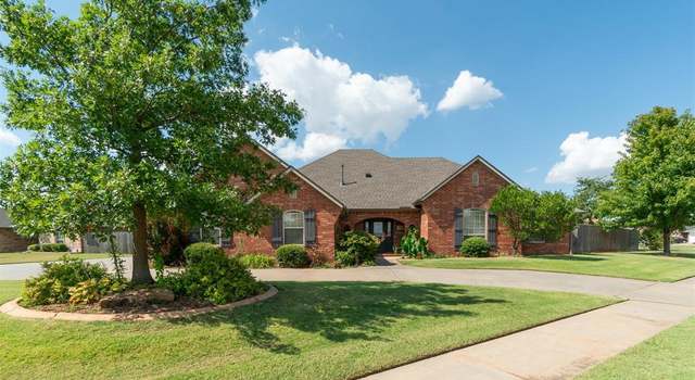 Photo of 416 Sunrise Dr, Yukon, OK 73099