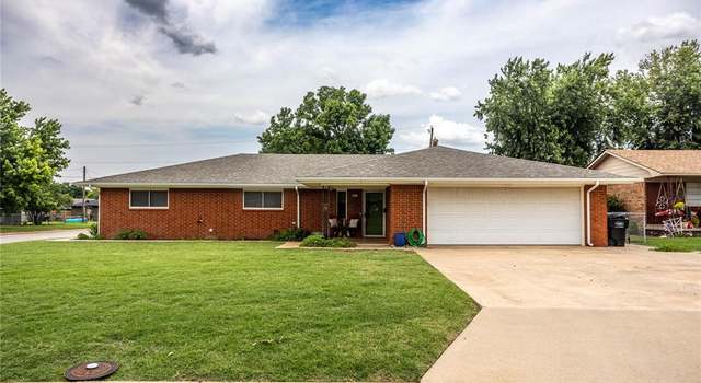 Photo of 801 N Hunt St, Hydro, OK 73048