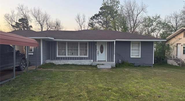 Photo of 305 E Trice St, Hugo, OK 74743