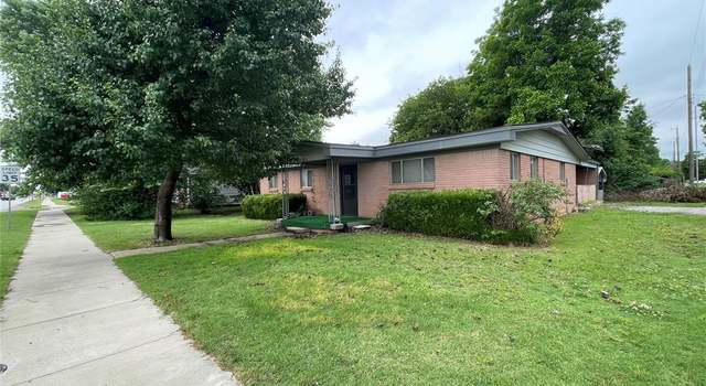 Photo of 403 NW 3rd St, Minco, OK 73059