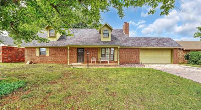Photo of 115 Mitchell Dr, Elk City, OK 73644
