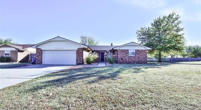 Photo of 2727 S Charles Dr, El Reno, OK 73036