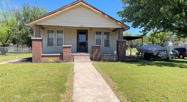 Photo of 123 S 4th St, Sentinel, OK 73664
