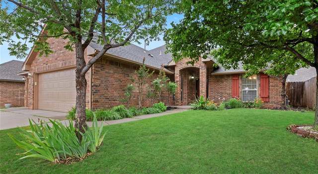 Photo of 2705 NW 170th St, Edmond, OK 73012