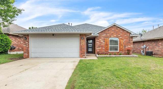 Photo of 504 Apache Gate Dr, Yukon, OK 73099