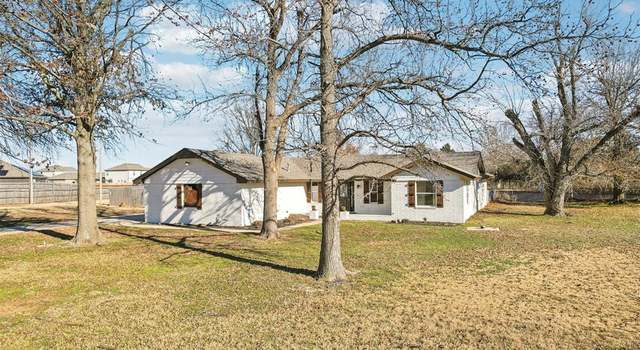 Photo of 10400 NW 15th Dr, Yukon, OK 73099