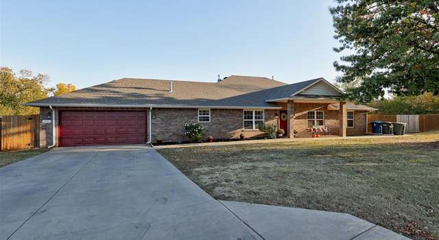 Photo of 1401 Ketch St, Edmond, OK 73003