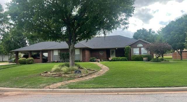Photo of 117 Elmwood Cir, Elk City, OK 73644
