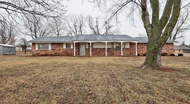 Photo of 2031 W Rose Oak Dr, Mustang, OK 73064