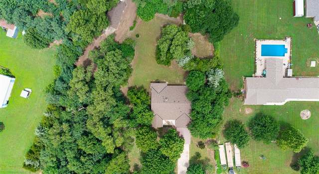 Photo of 13229 Blue Quail Rd, Yukon, OK 73099