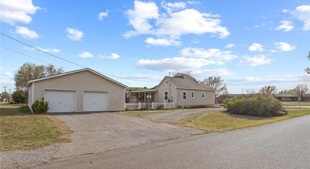 Photo of 723 N 11th St, Thomas, OK 73669