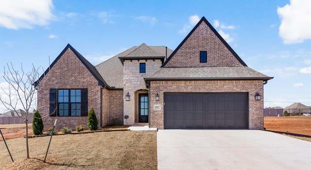 Photo of 15517 Bergman Cir, Edmond, OK 73013
