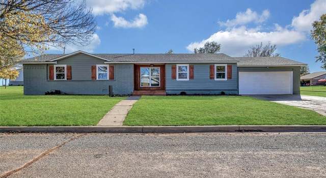 Photo of 104 Bonham Dr, Cordell, OK 73632