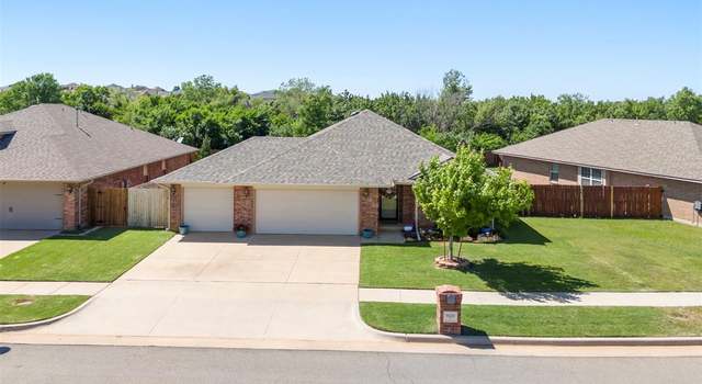 Photo of 9609 Wessex Dr, Yukon, OK 73099