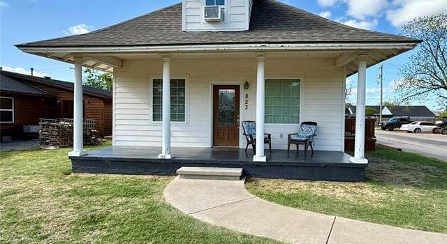 Photo of 823 E Main St, Sentinel, OK 73664