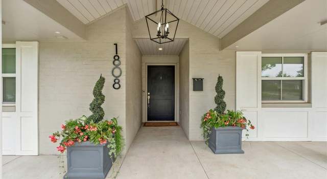 Photo of 1808 Dorchester Pl, Nichols Hills, OK 73120