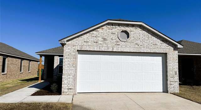 Photo of 9620 Stallion Dr, Yukon, OK 73099