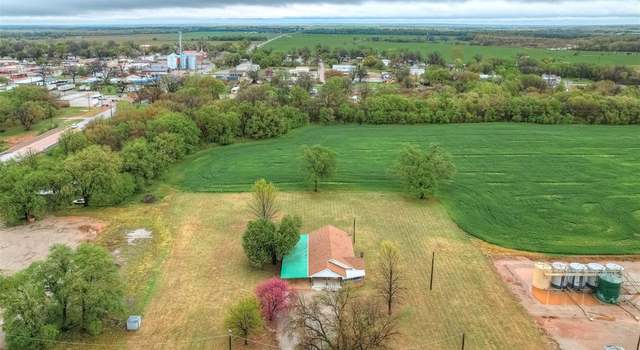 Photo of 901 Ripley St, Maysville, OK 73057