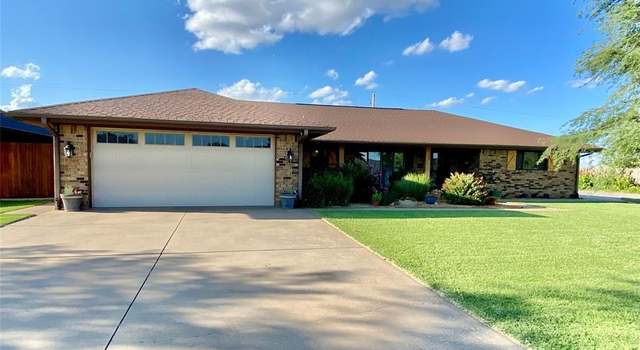 Photo of 513 9th Street Cir, Hydro, OK 73048