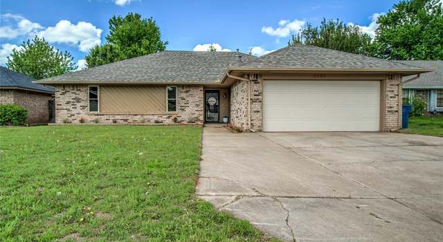 Photo of 2721 Greenfield Dr, Edmond, OK 73012