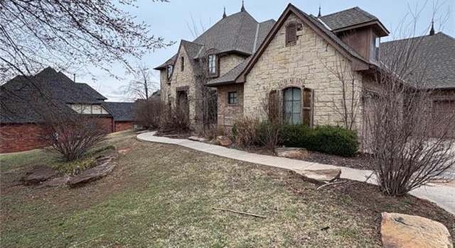Photo of 3216 Cumberland Dr, Edmond, OK 73034