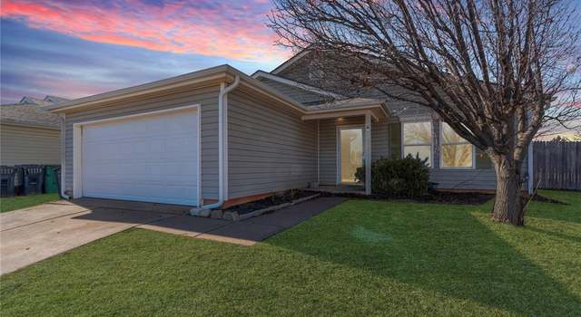 Photo of 14825 Moon Daisy Dr, Edmond, OK 73013