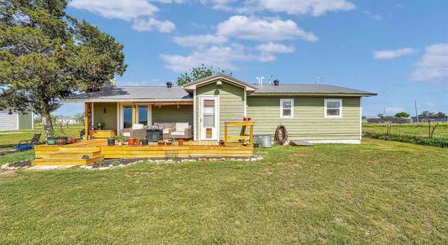 Photo of 16469 S County Road 215 Rd, Headrick, OK 73549