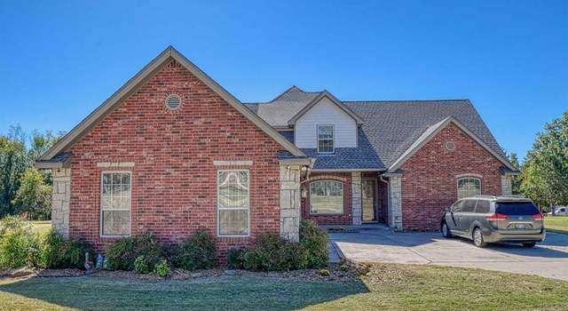 Property at 4750 Highland Lake Dr, Norman, OK 73026, 4 beds, 2.5 baths