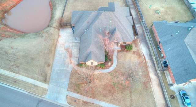 Photo of 1316 Brayden Dr, Moore, OK 73160