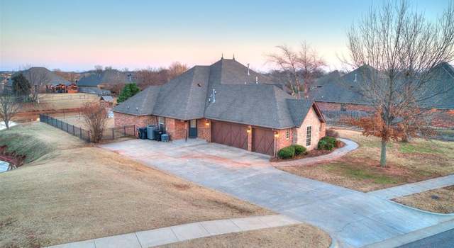 Photo of 1316 Brayden Dr, Moore, OK 73160