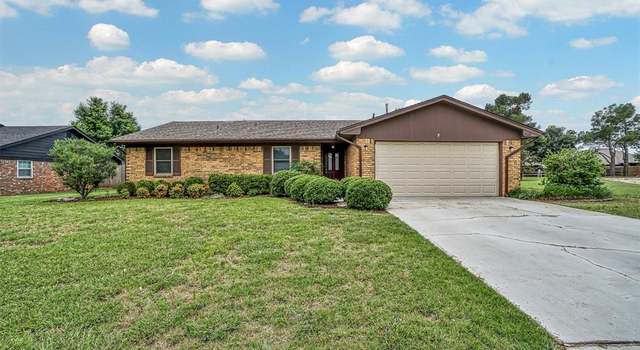Photo of 908 S Trail Dr, Altus, OK 73521