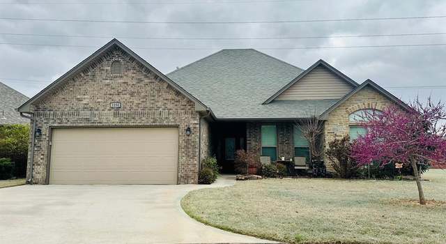 Photo of 1250 Troon Cir, Shawnee, OK 74801