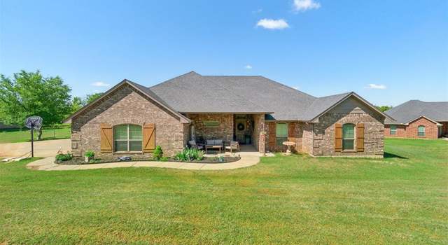 Photo of 5729 Hillside Dr, Guthrie, OK 73044
