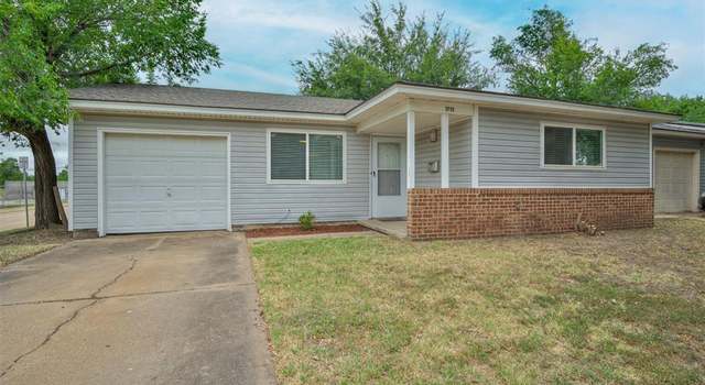Photo of 1715 Dakota St, Norman, OK 73069