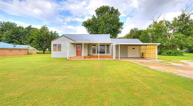 Photo of 785 NW 3rd St, Minco, OK 73059