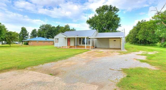 Photo of 785 NW 3rd St, Minco, OK 73059