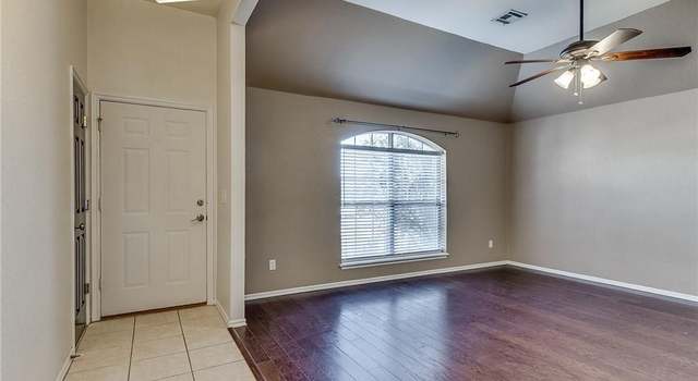 Photo of 2016 Swan Hollow Dr, Norman, OK 73072