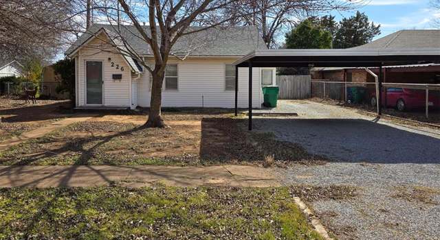 Photo of 226 E Iowa St, Walters, OK 73572