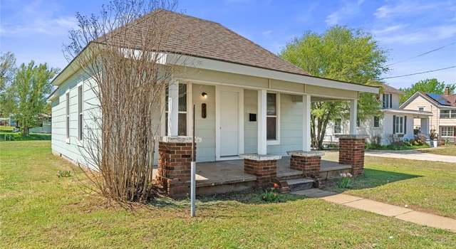 Photo of 203 N Blaine Ave, Geary, OK 73040