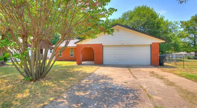 Photo of 1612 Briar Meadow Rd, Norman, OK 73071
