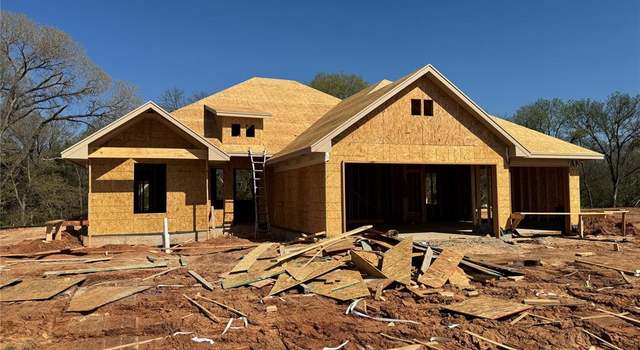 Photo of 111 Firethorn Way, Noble, OK 73068
