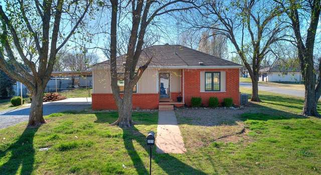 Photo of 701 SW 1st St, Tuttle, OK 73089