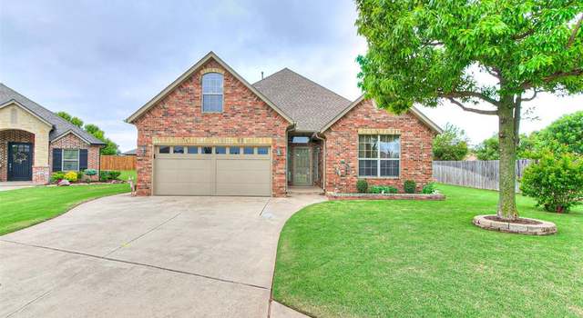 Photo of 421 Market Ave, Yukon, OK 73099