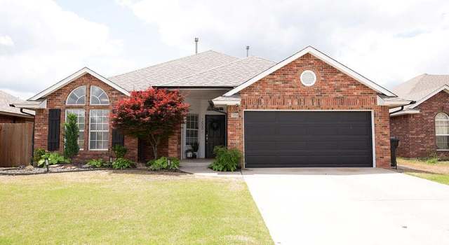 Photo of 1608 SW 31st St, Moore, OK 73119