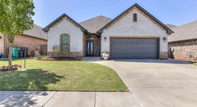 Photo of 7120 NW 153rd St, Edmond, OK 73013
