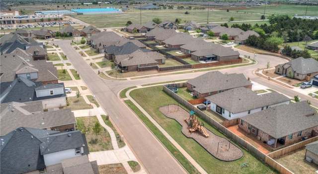 Photo of 7120 NW 153rd St, Edmond, OK 73013