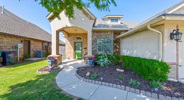 Photo of 19109 Summer Grove Ave, Edmond, OK 73012