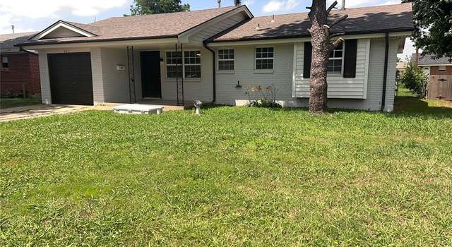 Photo of 865 NW 14th St, Moore, OK 73160